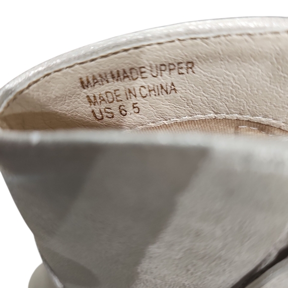 MIIM ZION METAL TOE BOOTIE. Champagne Sz 6.5 NWT - Picture 9 of 13